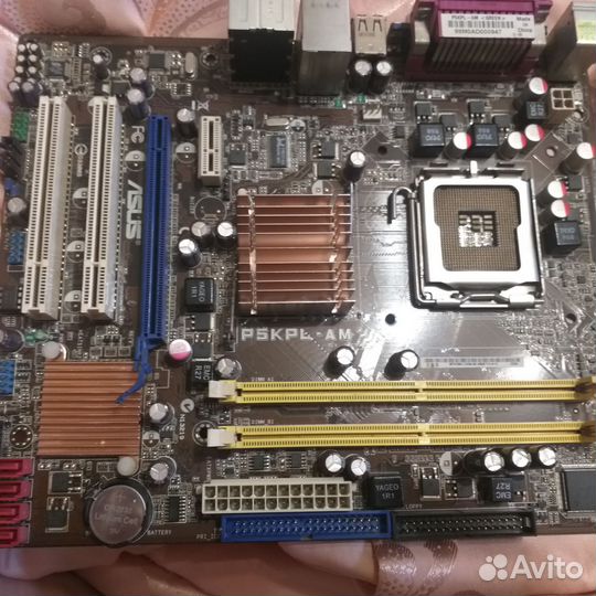 Материнская плата