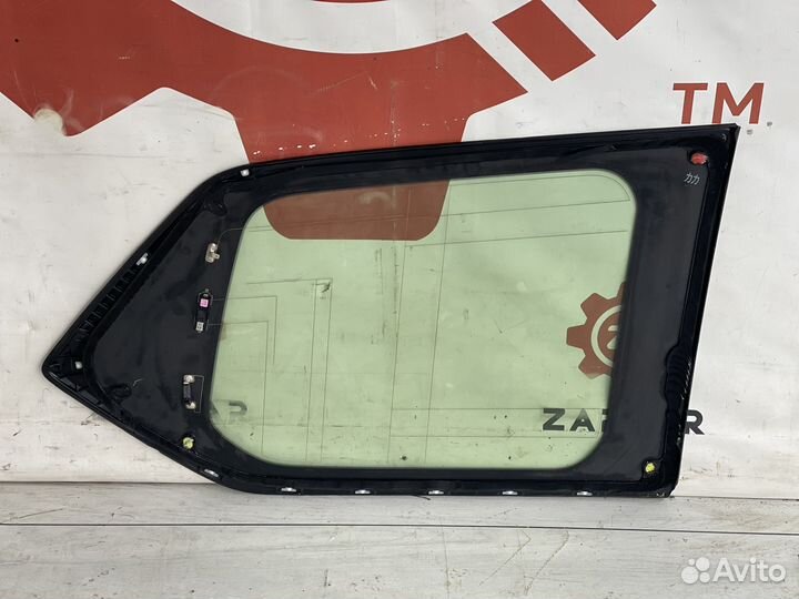 Lexus Lx570 Lx450D форточка задняя