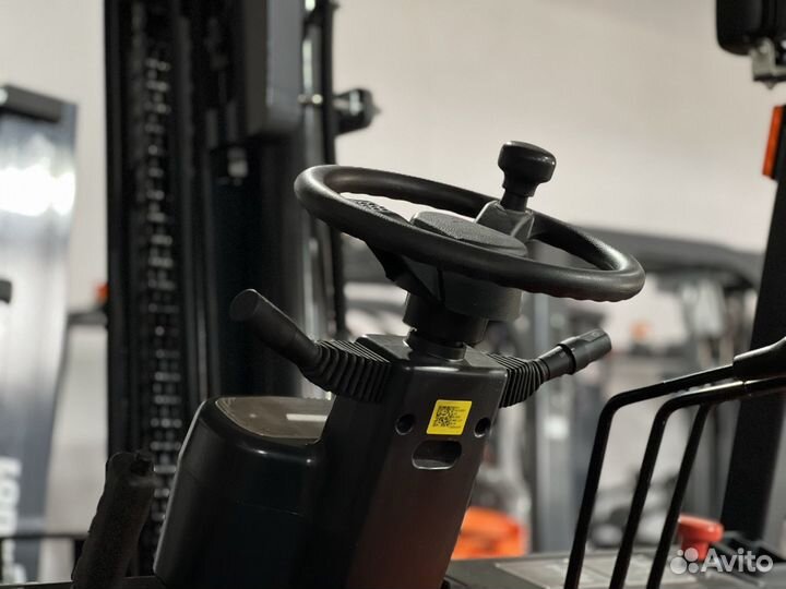 Вилочный погрузчик Lonking LG70DT, 2023