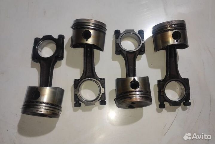 Поршень с шатуном заз Сенс 1.3