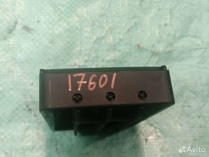 Дефлектор воздушный Opel Vectra B седан 1.6I