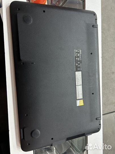 Ноутбук asus X540S
