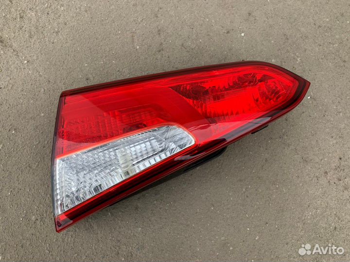 Фонарь задний внутренний правый Cerato 3