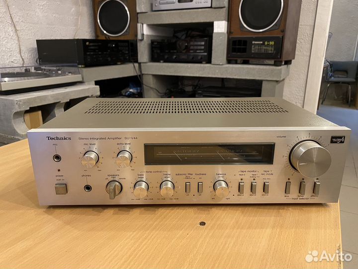 Усилитель Technics SU-V44