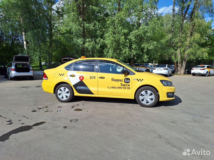 Volkswagen Polo 1.6 AT, 2018, 422 000 км