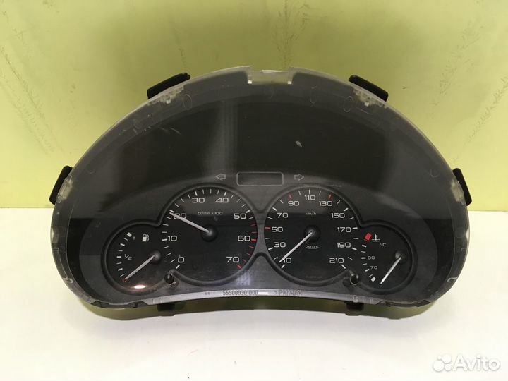 Панель приборов Пежо Партнер