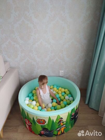 Сухой бассейн с шариками напрокат