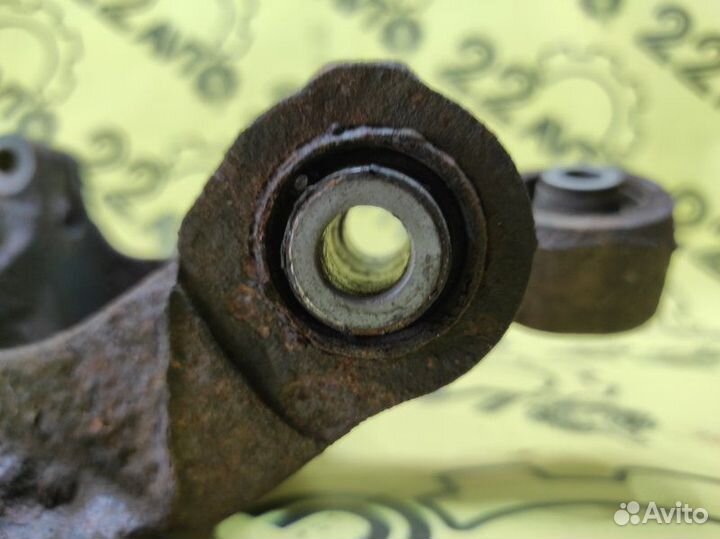 Цапфа (поворотный кулак) задняя левая Subaru