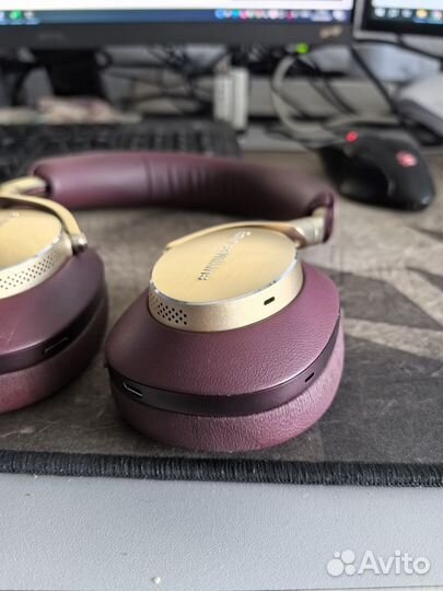 Беспроводные наушники Bowers and wilkins px8