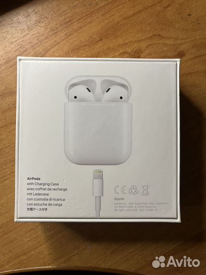 Беспроводные наушники apple airpods 2/1