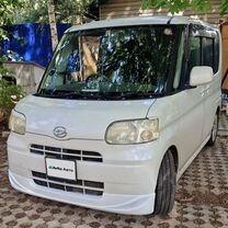 Daihatsu Tanto 0.7 CVT, 2010, 192 530 км, с пробегом, цена 650 000 руб.