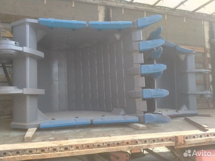 Скальный усиленный к0вш на экскаватор 1,9м3 Pc400