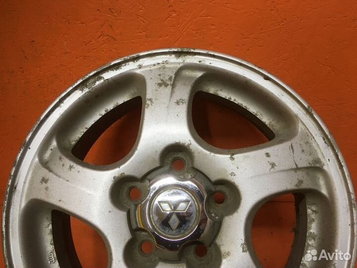 Диски Mitsubishi 15 диаметр 5х114,3, цо 67,1