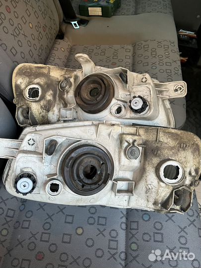 Фары на hyundai accent левая правая бу