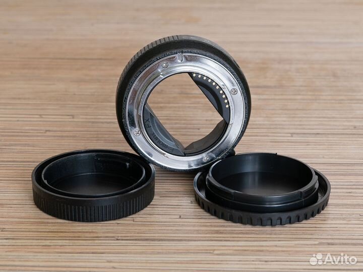 Переходник для объективов Canon EF на Sony E