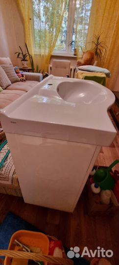 Тумба с раковиной для ванной