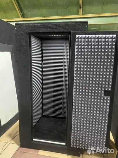 Вокальная, акустическая кабина