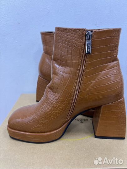Ботильоны женские 39р.Vitacci