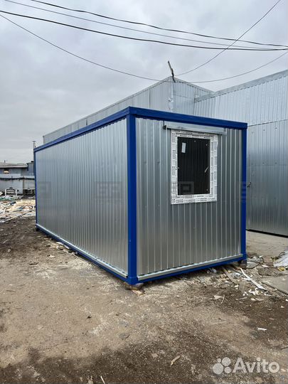 Бытовка 6х2.4 м с широким тамбуром в вагонке