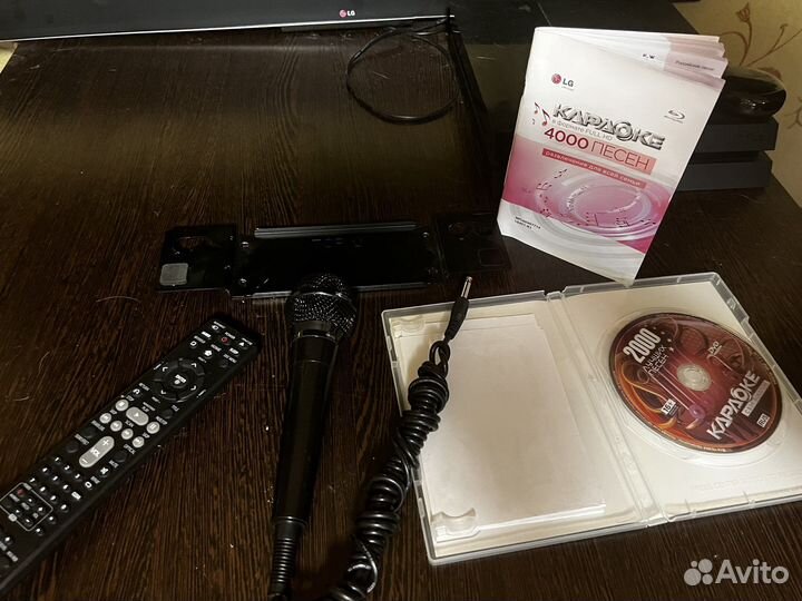 Саундбар LG с диском караоке