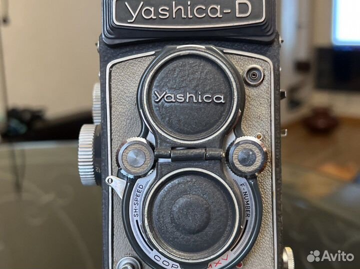 Yashica - D