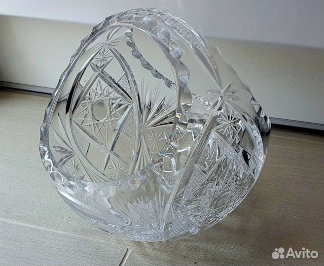 Хрустальная Ваза шар корзинка