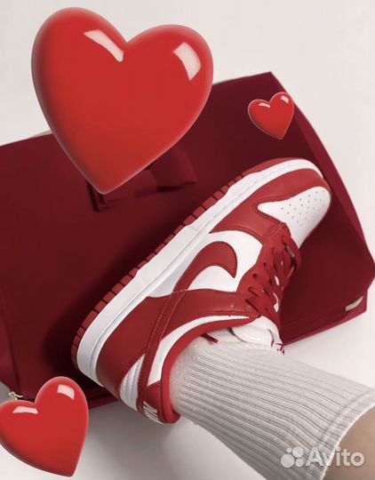 Nike dunk University Red