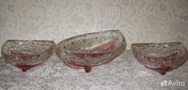 Вазочки на ножках 3 штуки Германия цена за набор