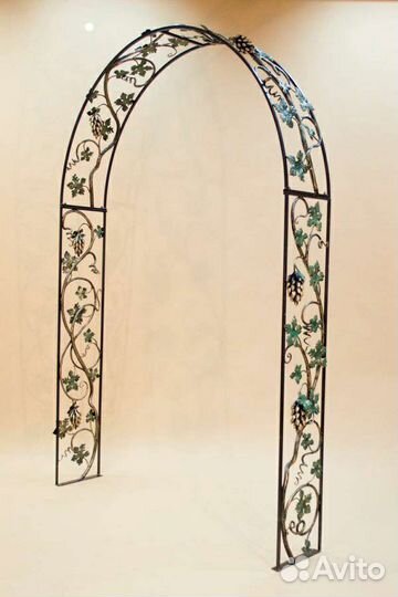 Арка кованая для сада