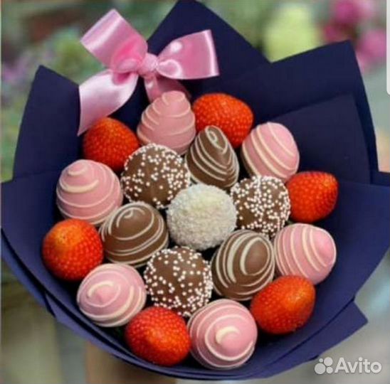 Букет из клубники в шоколаде. Клубника в шоколаде