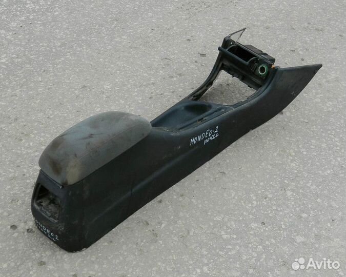 Консоль центральная Mondeo 2