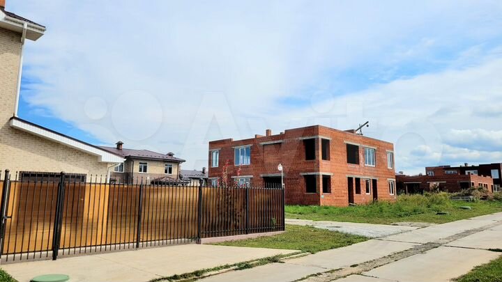 Таунхаус 90 м² на участке 1,6 сот.