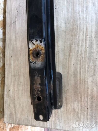 Усилитель бампера задний Ford Focus 2 2