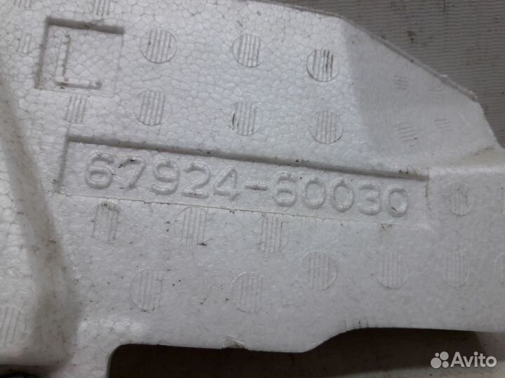 Обшивка двери передняя левая Toyota Land Cruiser