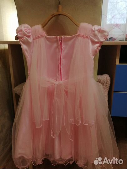 Праздничное платье для девочки