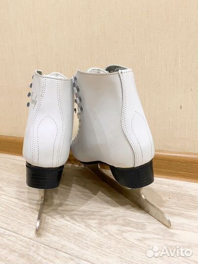 Коньки фигурные 38 размер