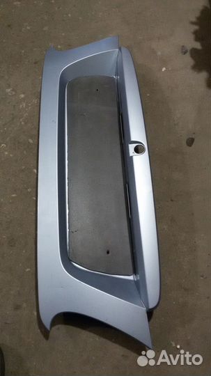 Ниссан альмера N 16 накладка крышки багажника