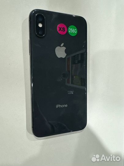 iPhone Xs, 256 ГБ