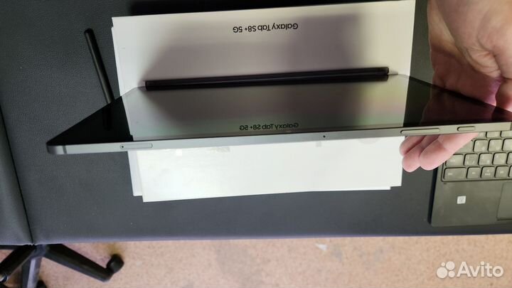 Samsung galaxy tab S8+ 5G + Keyboard cover