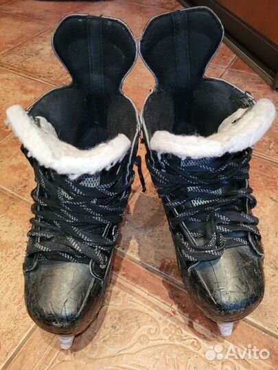 Коньки bauer р.38.5