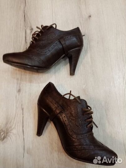 Полусапожки женские кожанные чёрные 35 размер