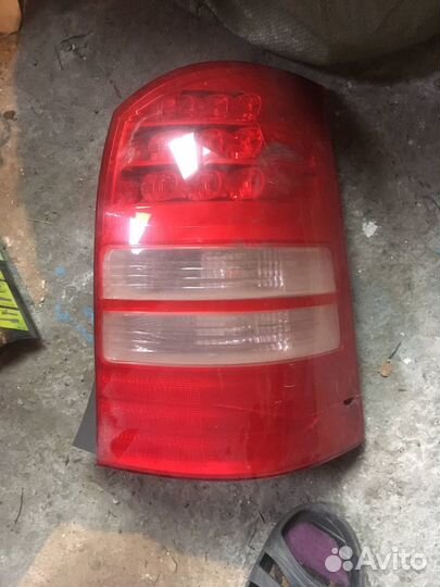 Продам стоп сигнал toyota wish