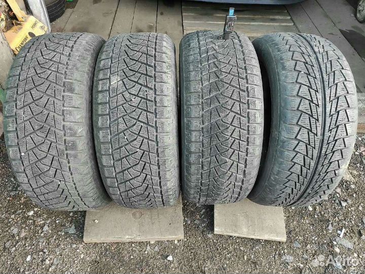 Bridgestone Blizzak DM-V2 255/50 R19