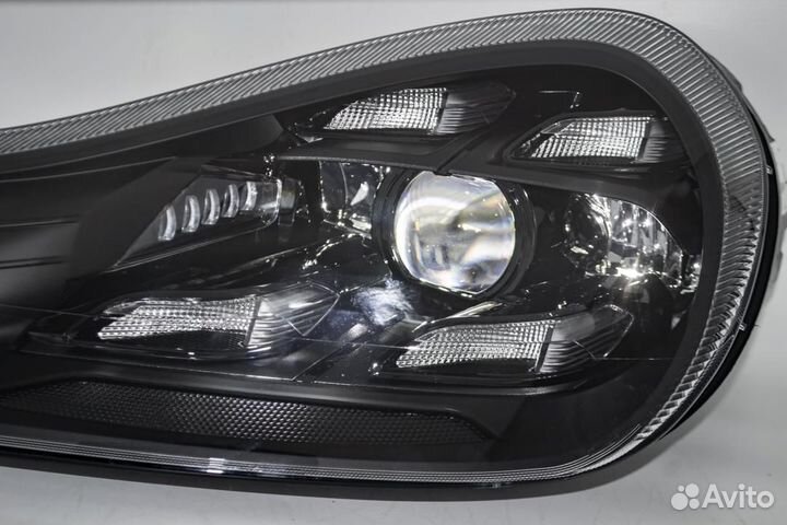 Светодиодные фары на Porsche Cayenne 2007-2010 LED