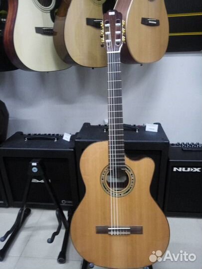 Электро-акустическая гитара Kremona F65CW