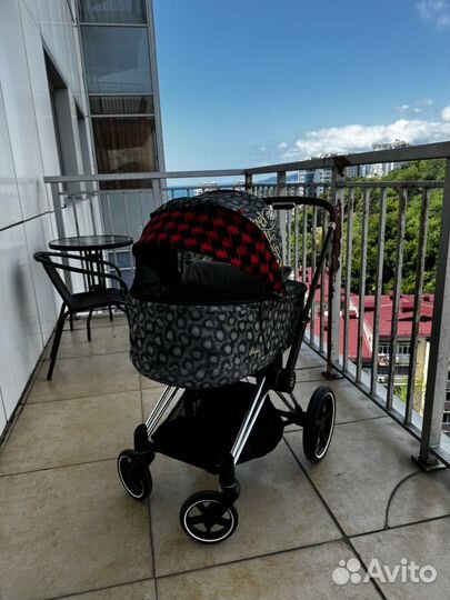 Коляска 3 в 1 Cybex Priam III Rebellious