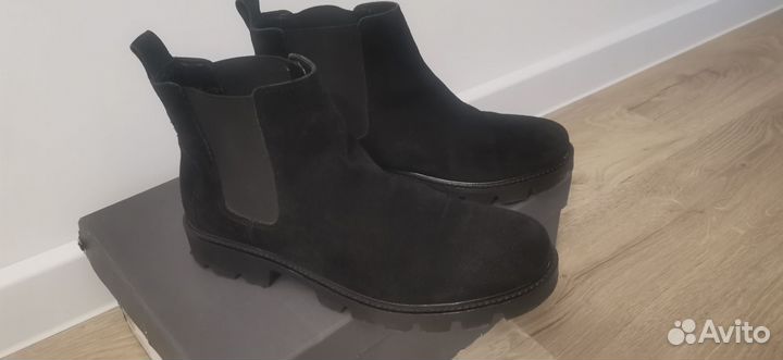 Ботинки женские демисезонные 39 размер