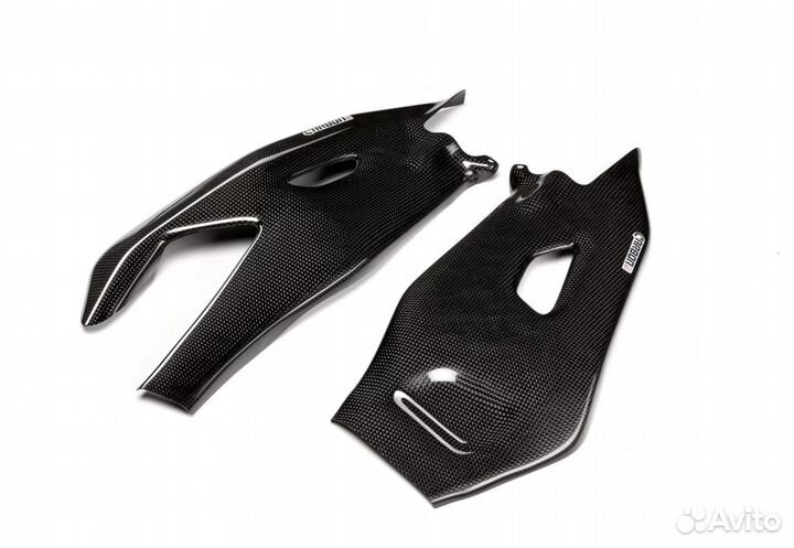 Карбон на маятник Yamaha R1 2015 - 2022