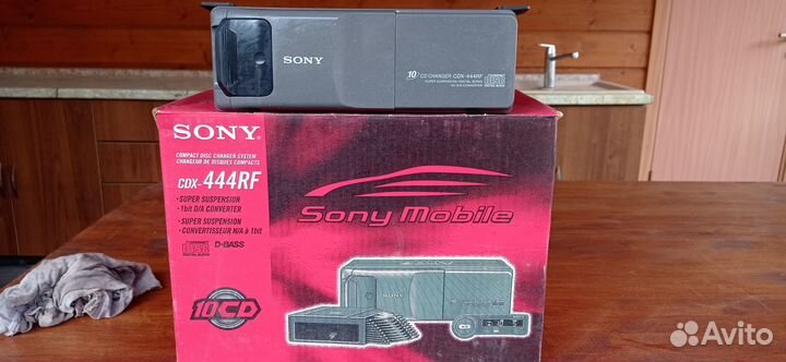 CD changer sony CDX 444 RF