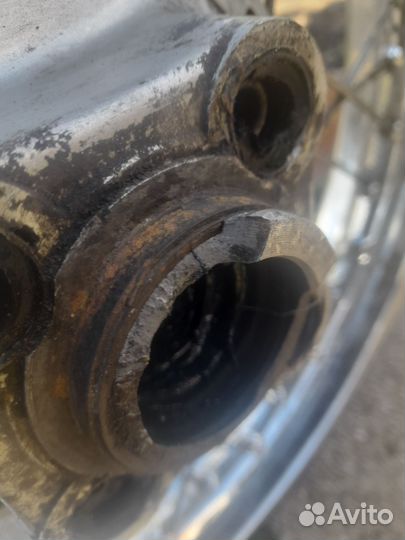 Задний диск мотоцикла 18 2.15 хром